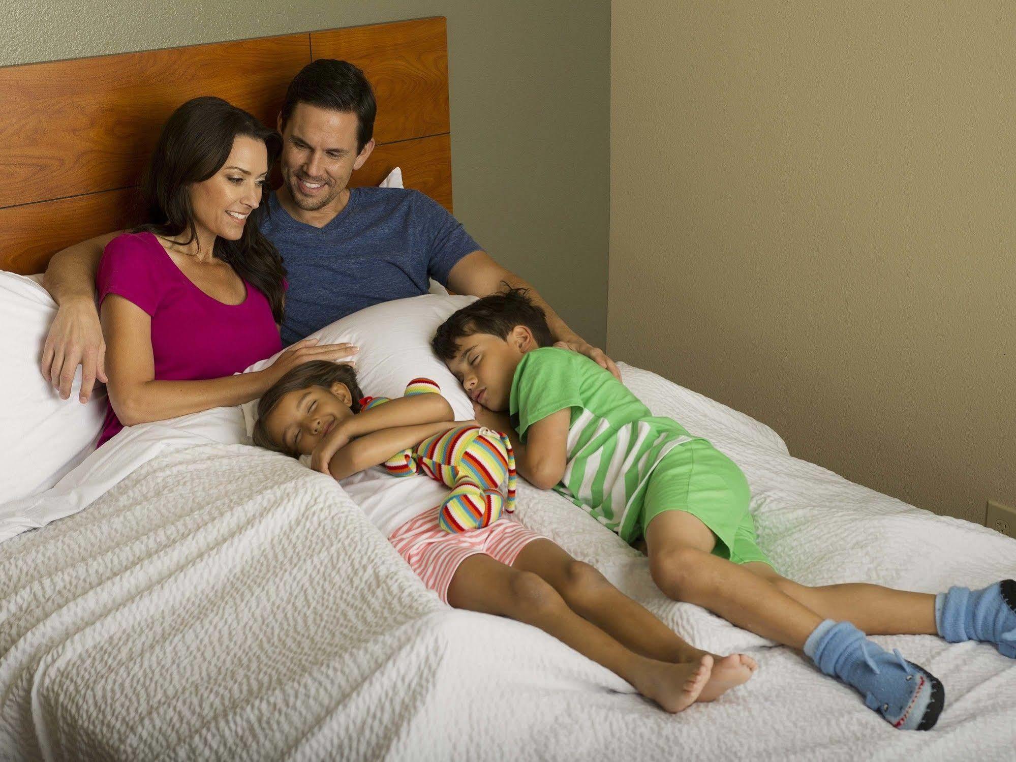 Woodspring Suites Columbus Ne I-270 Airport Гаханна Экстерьер фото